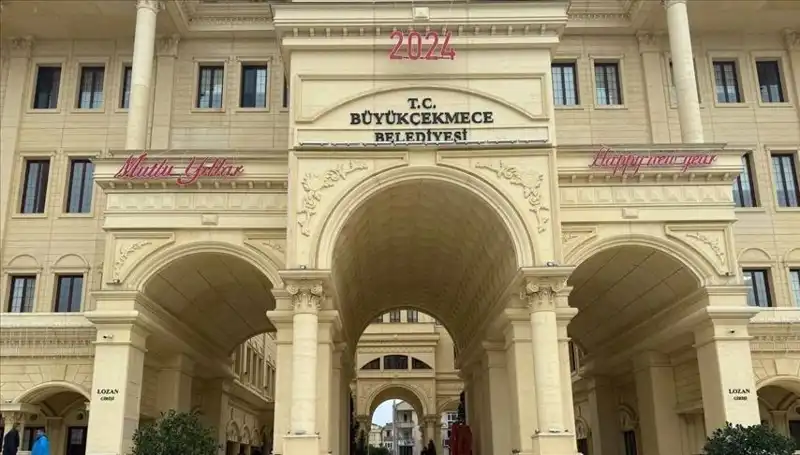 Büyükçekmece'de Hakan Çebi'nin Belediye Başkanvekilliği Seçimi Olay Oldu