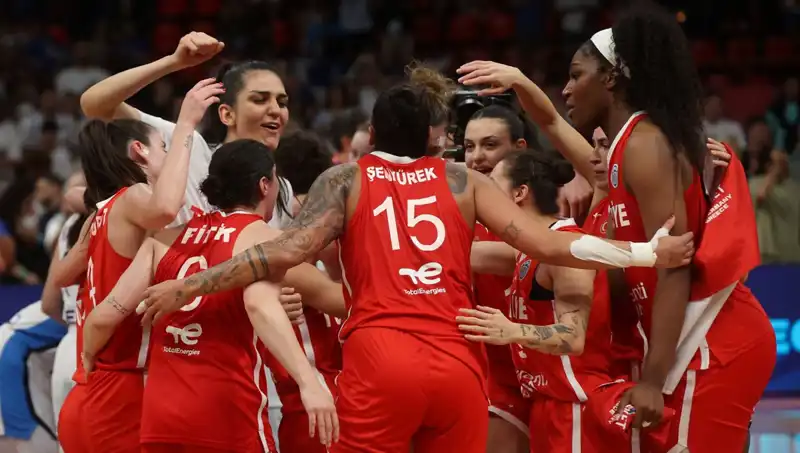 A Milli Kadın Basketbol Takımı, Litvanya Maçı İçin Göz Kamaştıran Hazırlıklar Yaptı