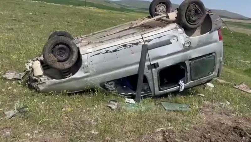 Konya'da Feci Kaza: Otomobil Takla Attı, 2 Kişi Yaralandı