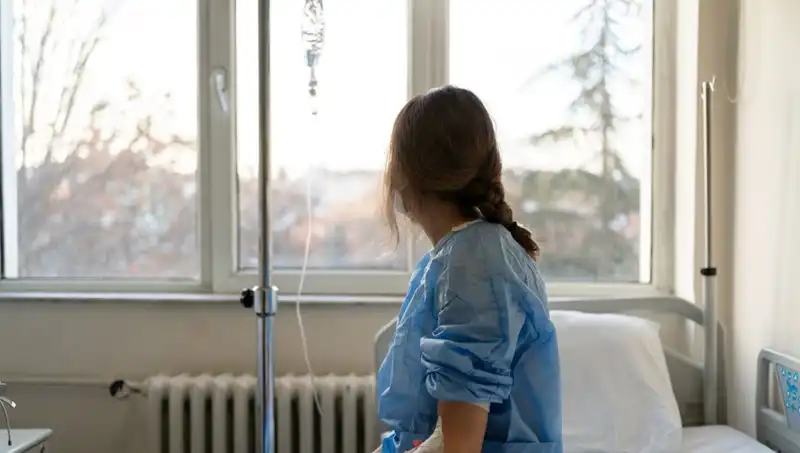 35 Yaşındaki Kadın, Meme Kanserinin Tehlikelerine Dikkat Çekti