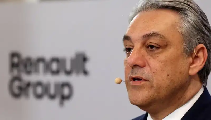 Renault’da Üst Düzey İstifa: Gelecekte Ne Olacak?