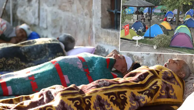 Türkiye'nin Dört Bir Yanından Gelenlerin Akın Etmesine Neden Olan "Bedava Palas"