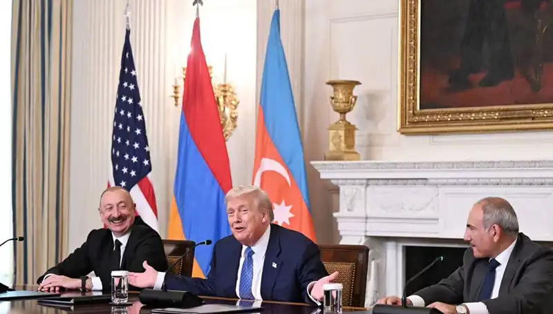 Aliyev'den Ermenistan'a Kritik Anayasa Çağrısı: Zaman Kaybetmeyin!