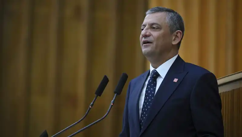 CHP Kurultay Davasında Özel’den Sert Tepki: Siyasi Gelişmeler Hızla İlerliyor