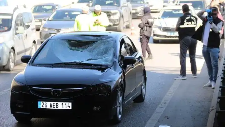 Polis Kimlik Sordu, Genç Adam Köprüden Atlarken Kaza Yaptı