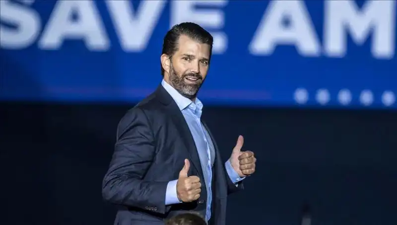 Trump'ın Oğlu, Babasının Sağlığı İçin Merakla Aradı!