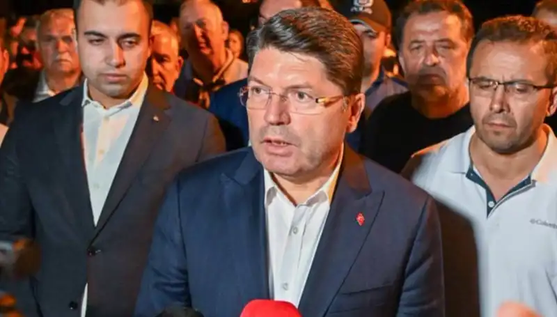 Bursa Orman Yangını: FETÖ Bağlantısı ve Bakan Tunç’tan Açıklamalar!