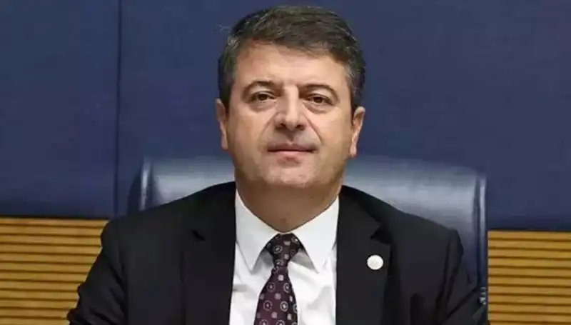 Adıyaman Belediye Başkanı Tutdere Görevine İade Edildi: Tüm Detaylar
