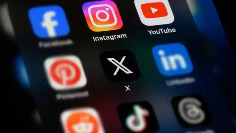 Sosyal Medya Devleri: WhatsApp'tan TikTok’a Erişim Kısıtlamaları Devam Ediyor!