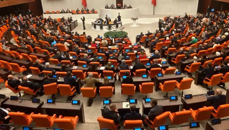 TBMM Komisyonları Çalışmalarını Sürdürüyor: Son Gelişmeler Neler?