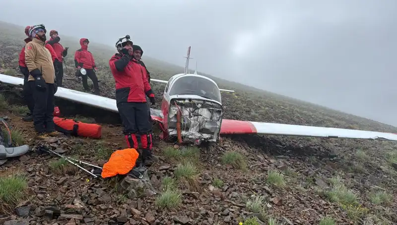 Türk Pilotun Kullandığı Uçak Düştü: Korkunç Kaza ve Sıradışı Kurtuluş
