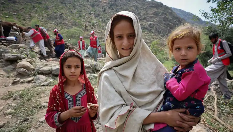 Afganistan'da Uykuda Yakalayan Deprem: 2 Bin Üstünde Can Kaybı ve Büyük Yıkım