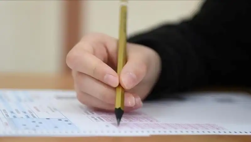 LGS Sınavında Eleyici Sorular: Öğrenciler Farklı Alanlarda Zorlandı