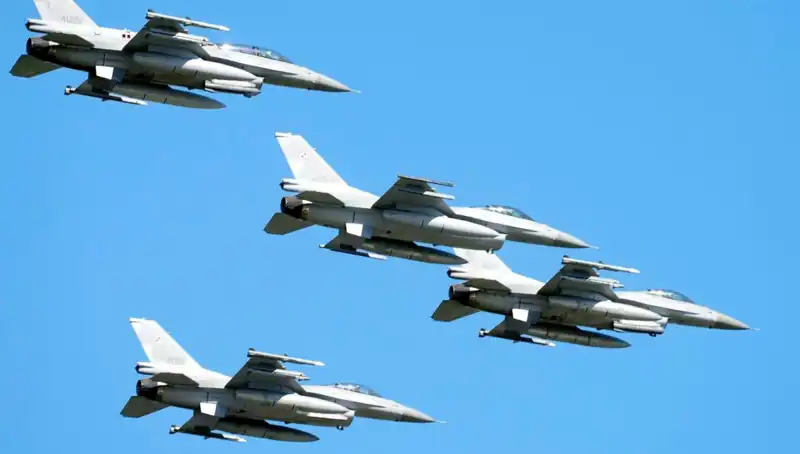 ABD, Ukraynalı Pilotlar İçin F-16 Eğitimi İçin 310 Milyon Dolar Ayırdı