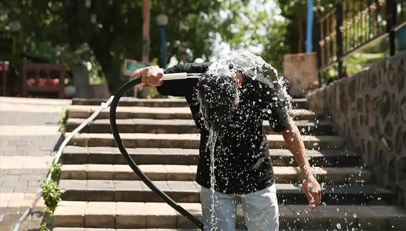 Bu Hafta Sonu Hava Sıcaklıkları Rekor Kırabilir!