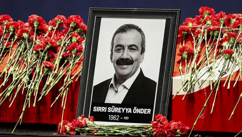 Meclis’te Sırrı Süreyya Önder Anması: Anılar ve Vurgular Yeniden Canlanıyor