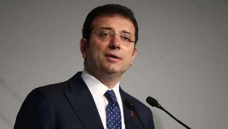 Ekrem İmamoğlu'nun Diploma Davasında İlk Duruşma Heyecanı