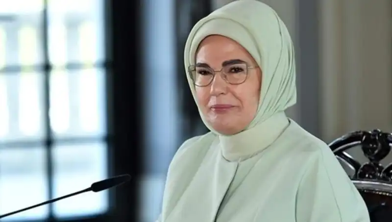Emine Erdoğan, Uluslararası Aile Forumu’nu Duyurdu: Aile Yapılarının Güçlendirilmesi Gerekiyor!