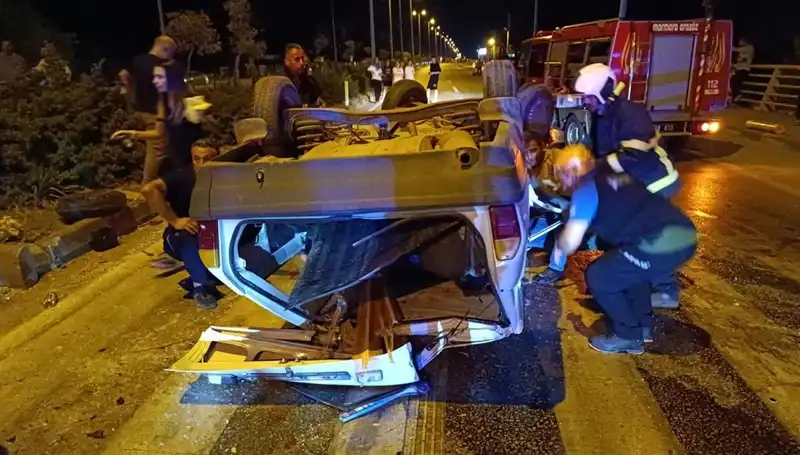 Kavşakta Meydana Gelen Feci Kaza: Ağır Yaralılar ve Acil Yardım Müdahalesi