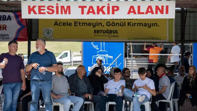 Ankara’da Kurban Pazarlarında Yoğunluk Artıyor: Alım Satım Hız Kazandı!