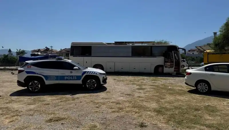 Fethiye’de Otobüsle Yaşayan Şoförden Acı Haber: Hayatına Son Verdi
