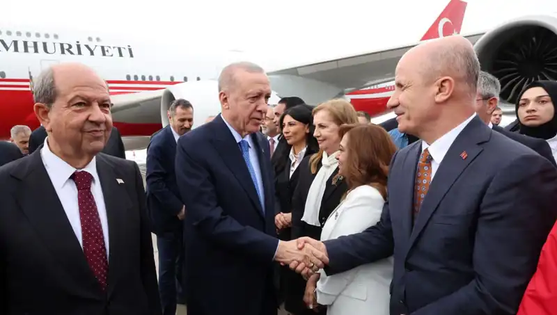 Cumhurbaşkanı Erdoğan KKTC’yi Ziyaret Etti: Rum Yönetiminin Endişeleri Artıyor