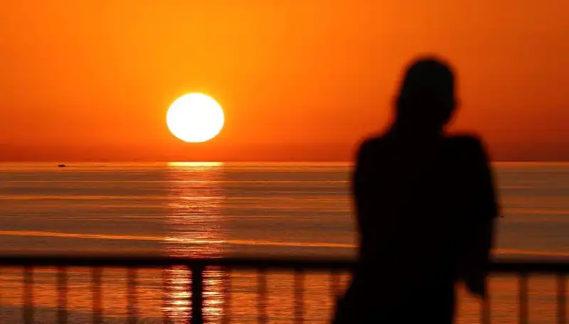 Batı'da Serin Hava, Doğu'da Rekor Sıcaklık Bekleniyor